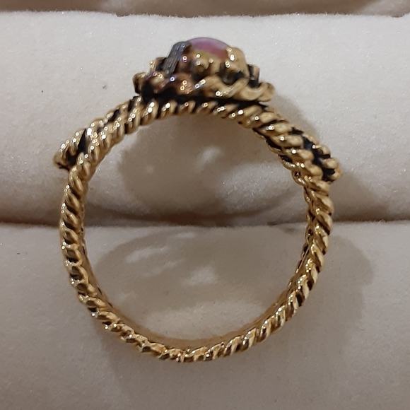 Beautiful vintage ring size 6 - Picture 2 of 10